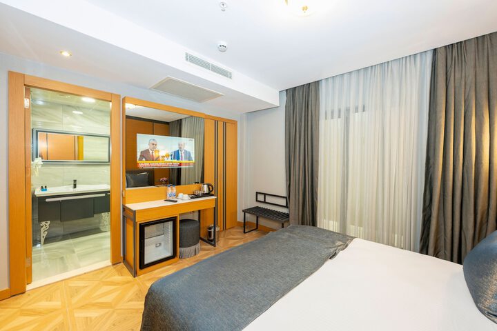 Room 20 of 144