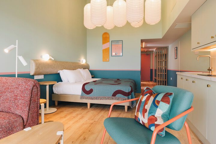 Room 3 of 59