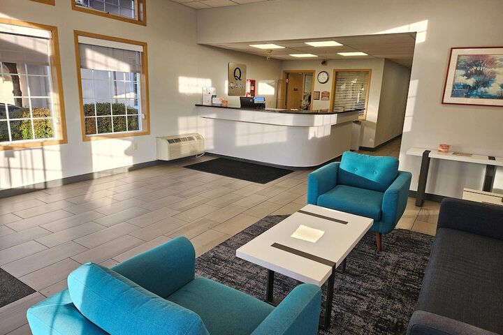 Hotel Lobby