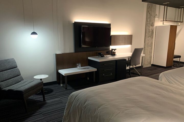 Grand Comfort 2 Queen Beds (7 of 7)
