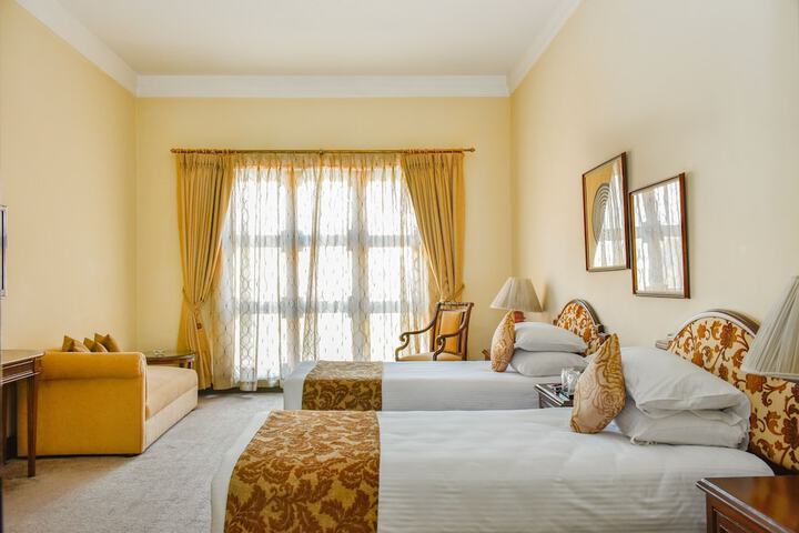 Room 14 of 172
