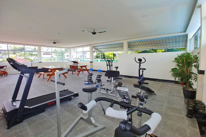 Health and Fitness 23 of 34