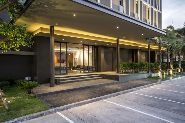 Hotel 52 of 54