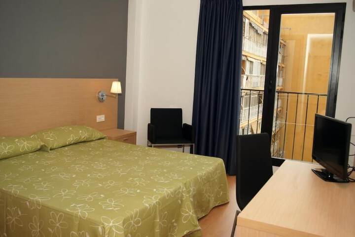 Room 10 of 47