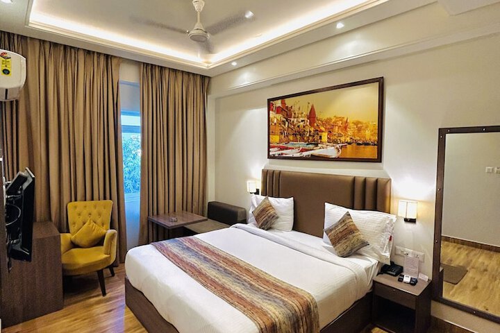 Room 9 of 55