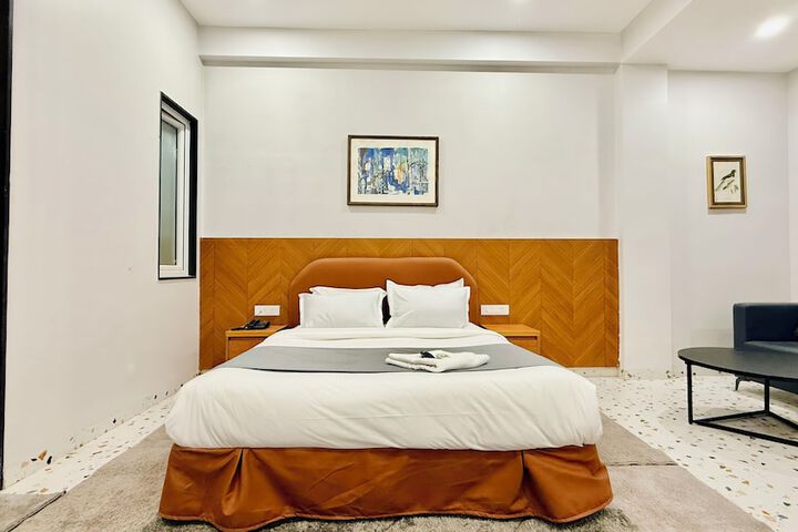 Room 42 of 92
