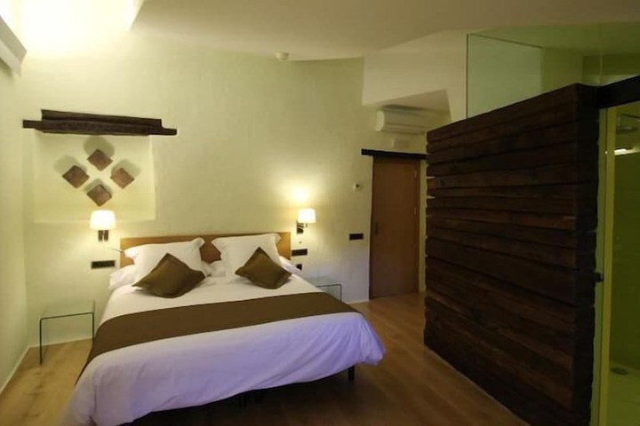 Room 28 of 75