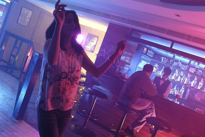 Lounge 53 of 75