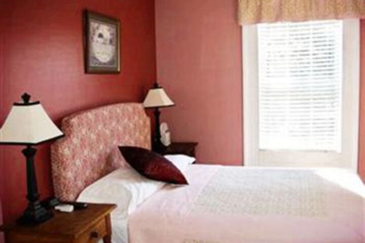 Room 17 of 20