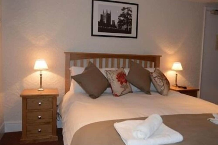 Room 5 of 29