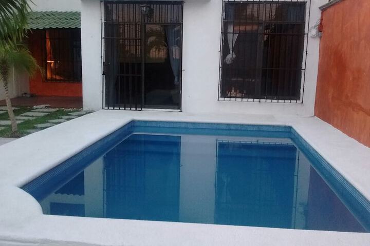 Pool 10 of 13