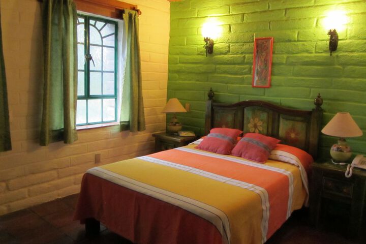 Room 6 of 48