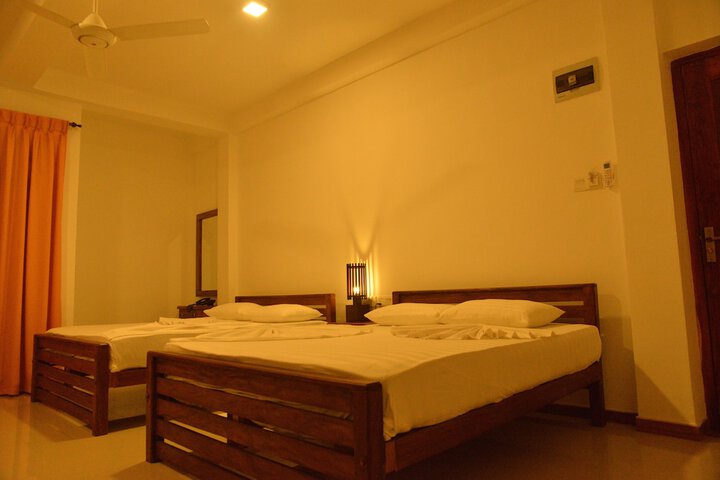 Room 9 of 151