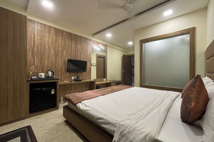 Room 58 of 108