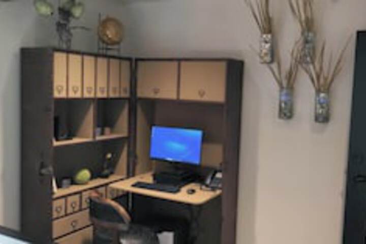Business Center 67 of 75