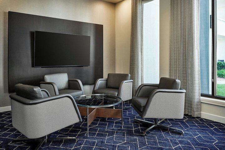 Hotel Interior 4 of 40