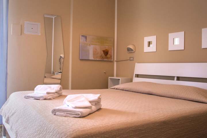Room 29 of 32