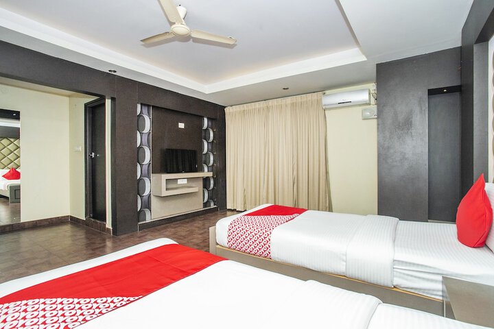 Room 15 of 18