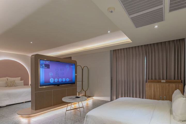 Room 49 of 118