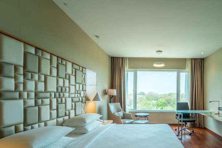 Room 7 of 72