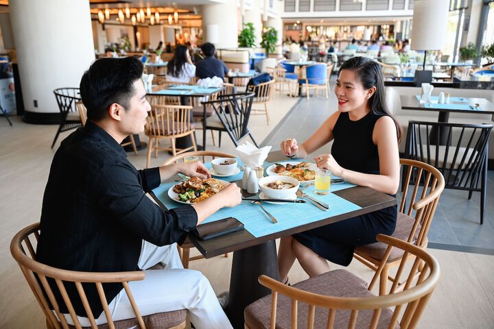 Dining 98 of 138