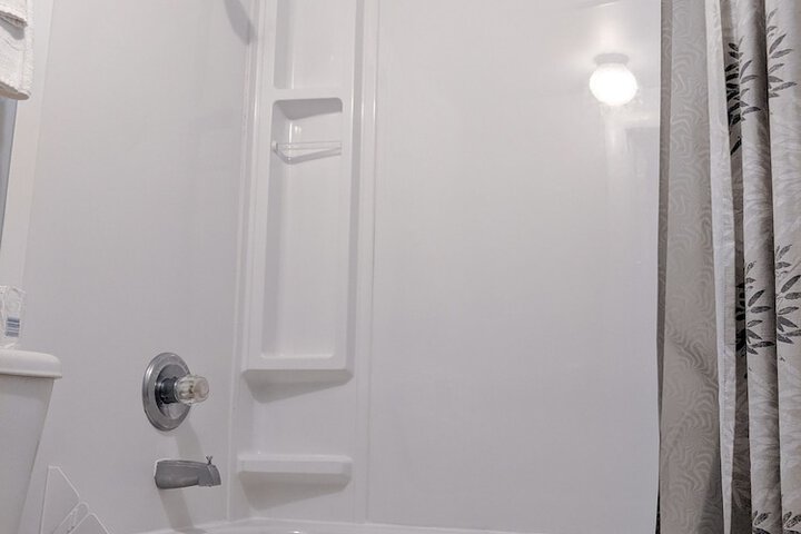 Room 16 of 21