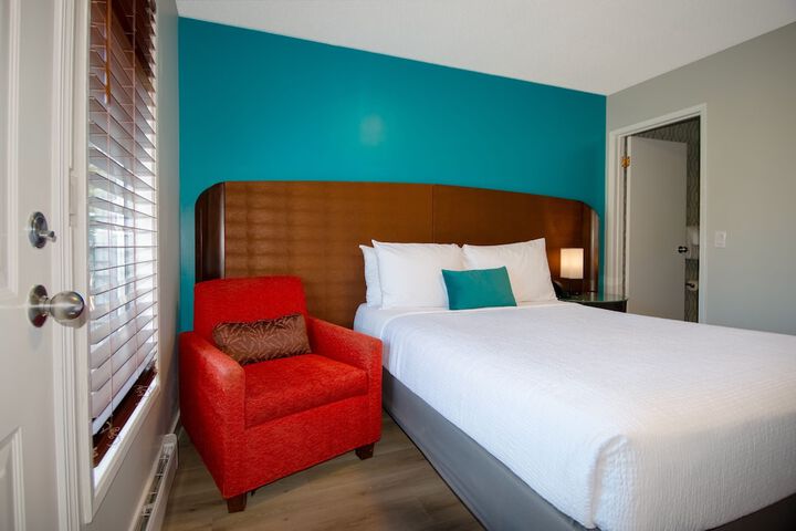 Room 10 of 35