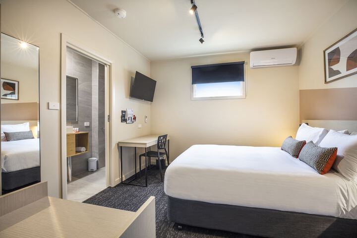 Room 4 of 45
