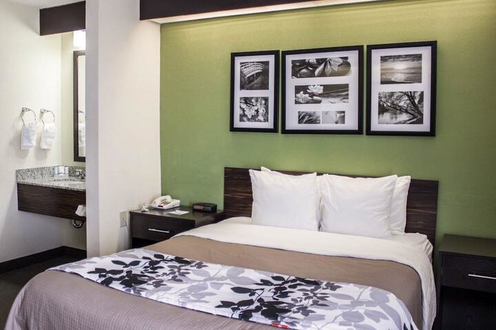 2 Double Beds (2 of 6)