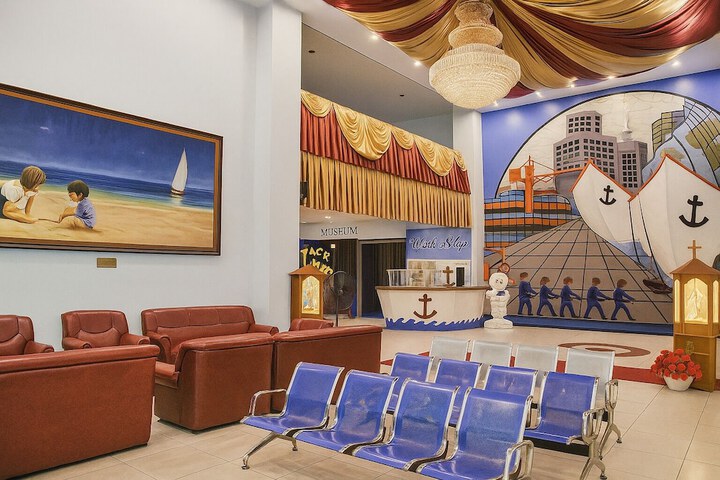 Hotel Interior 3 of 37