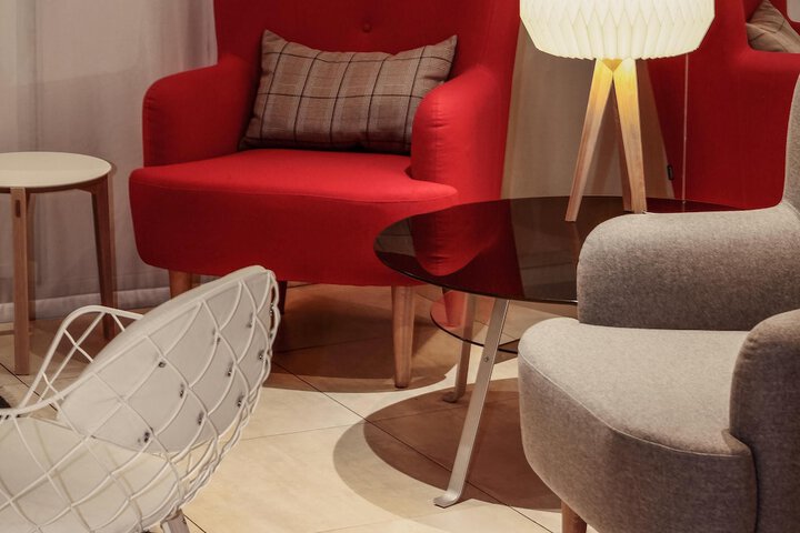 Lounge 57 of 76