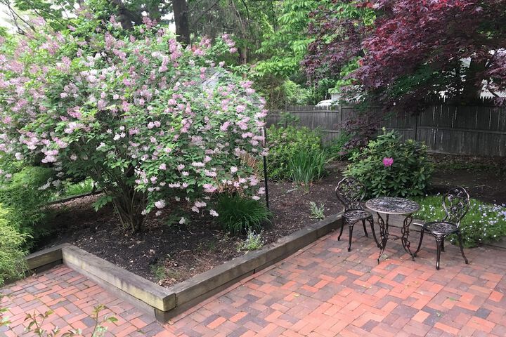 Hotel Exterior 66 of 72