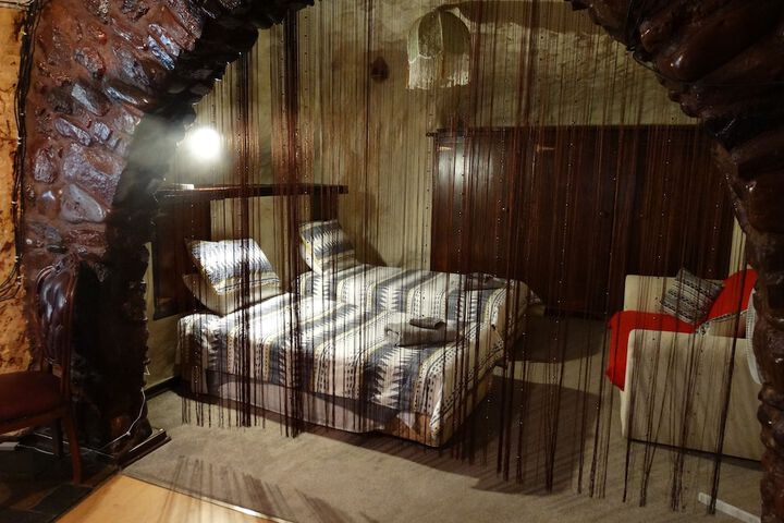 Room 5 of 56