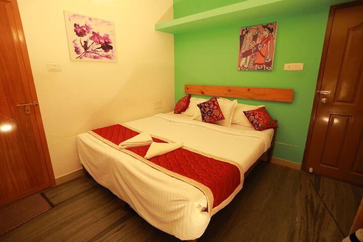 Room 14 of 36