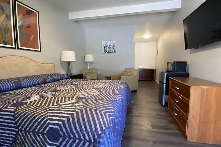 Room 8 of 55