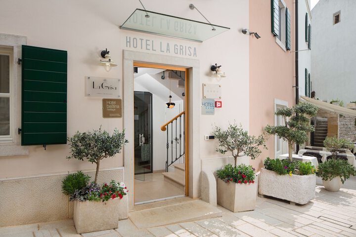 Hotel 57 of 61