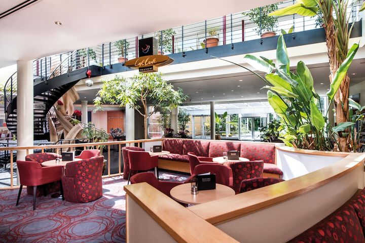 Hotel Lobby