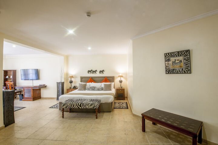 Room 5 of 30