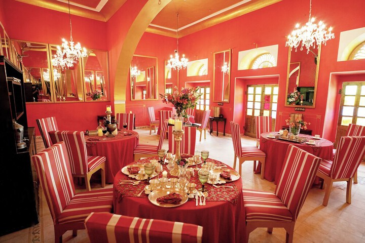 Dining 56 of 69