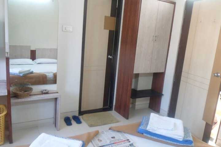 Primary image