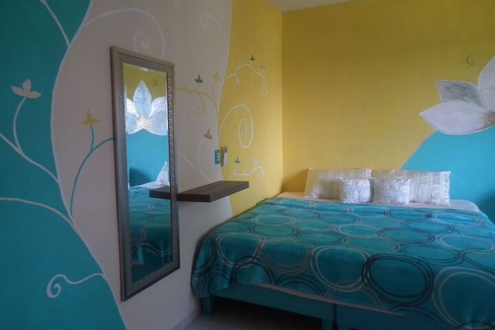 Room 3 of 36