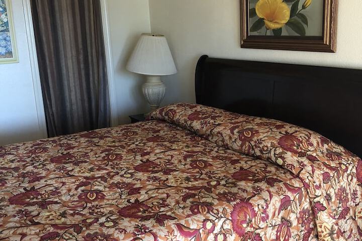 Room 6 of 38
