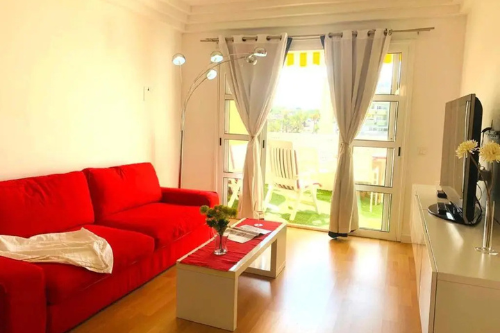 Room 4 of 19