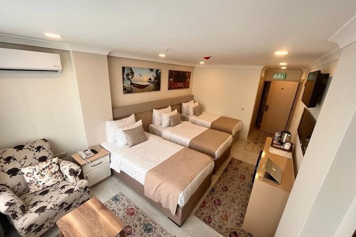 Room 15 of 66