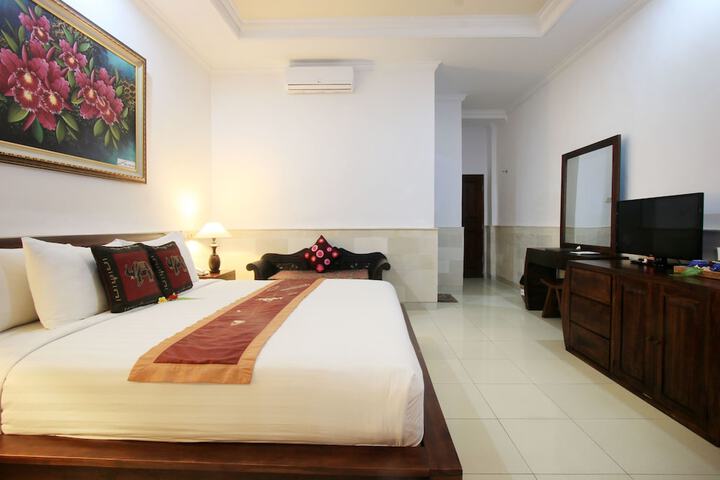 Room 20 of 213