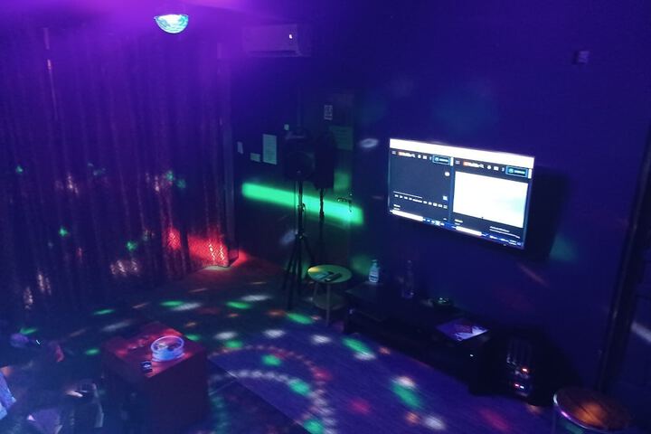 Room 44 of 62