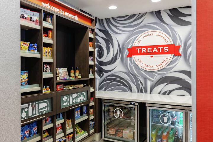 Snack bar
