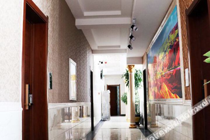 Hotel Interior 16 of 33