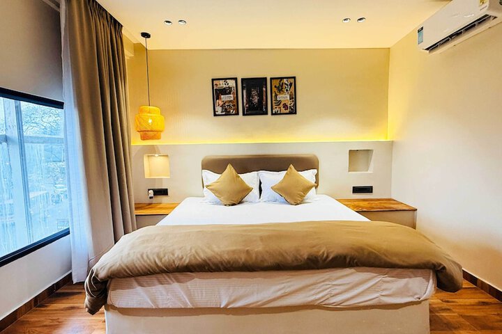 Room 86 of 104
