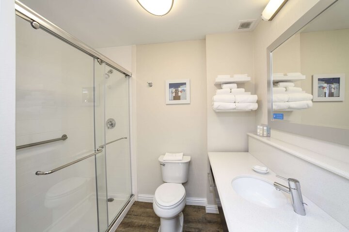 Bathroom shower
